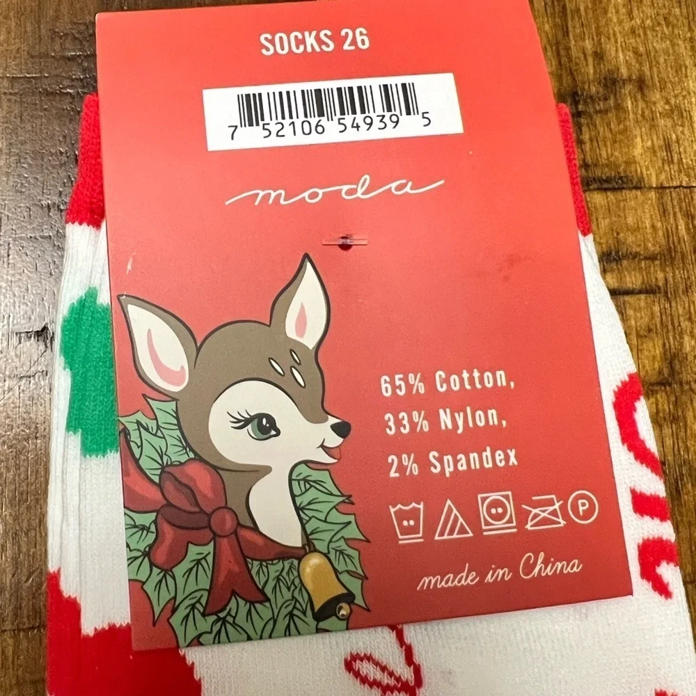 🆕Moda Festive Socks with Reindeer and Polka Dots NWT 🎄 🦌